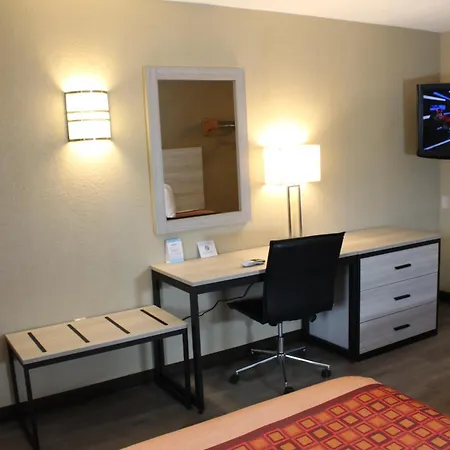 Travel Inn & Suites Flemington